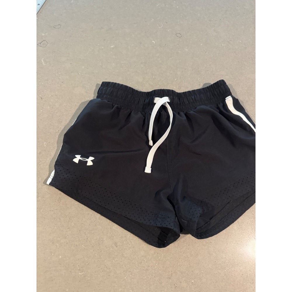 Under Armour Youth‎ Kids Black Athletic Shorts Size large